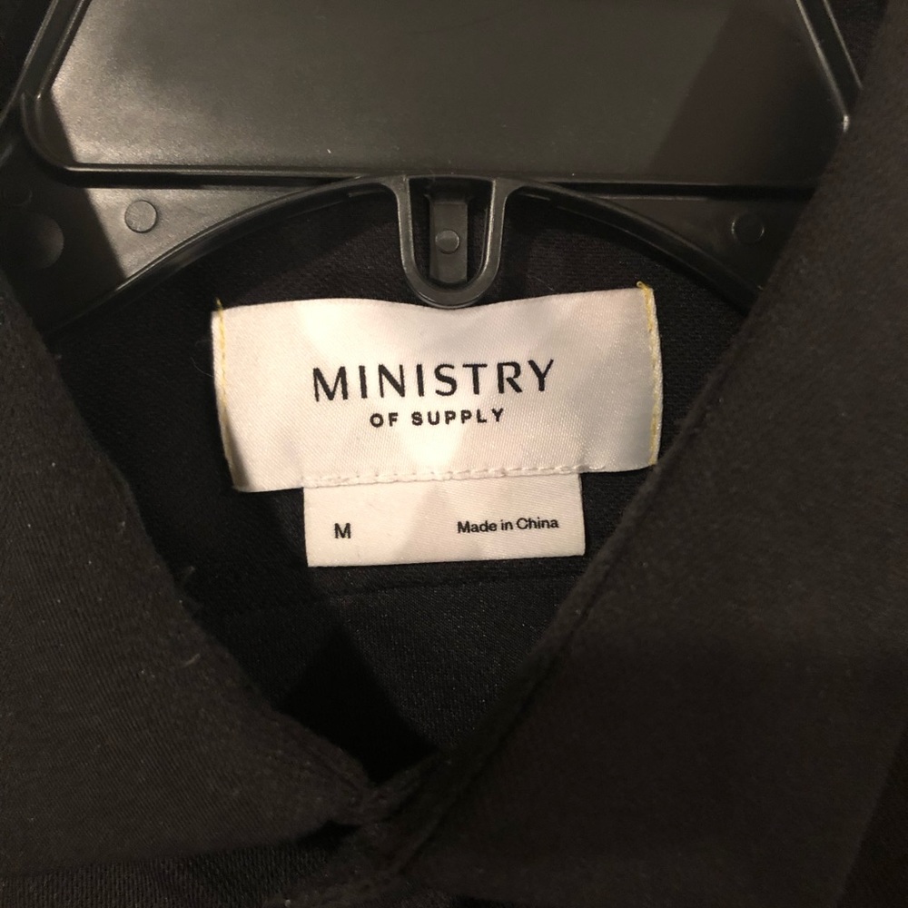 Men’s Medium Ministry Of Supply Apollo Dress shirt